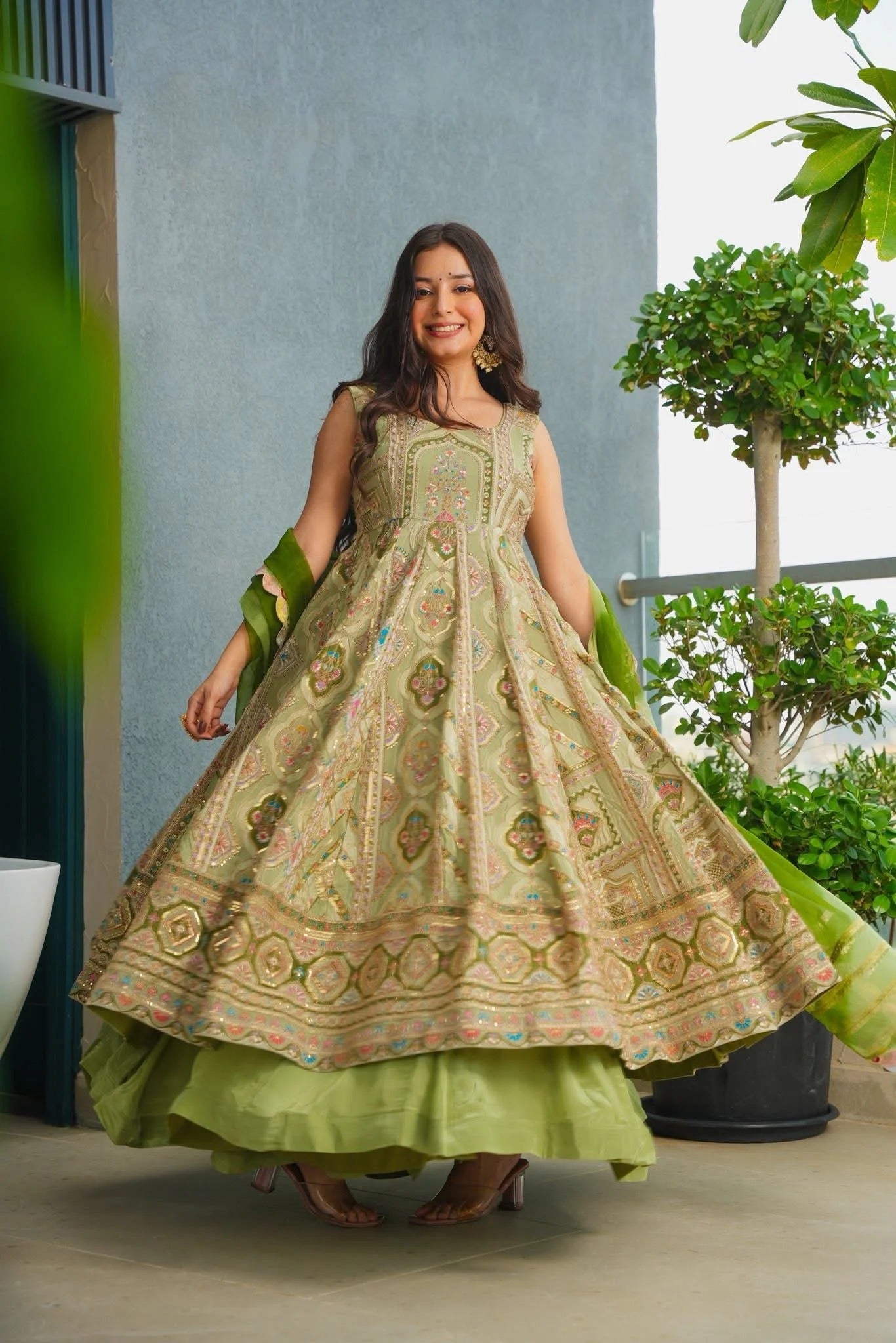 Sitariya Zari Heavy Embroidered Suit Set