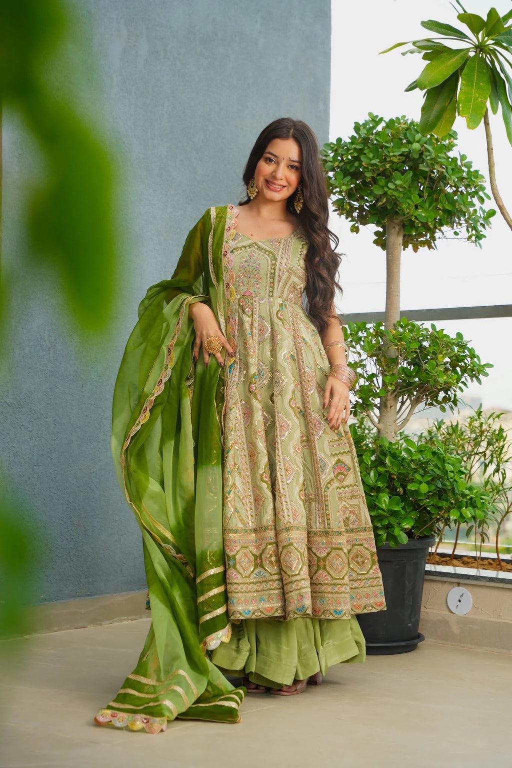 Sitariya Zari Heavy Embroidered Suit Set