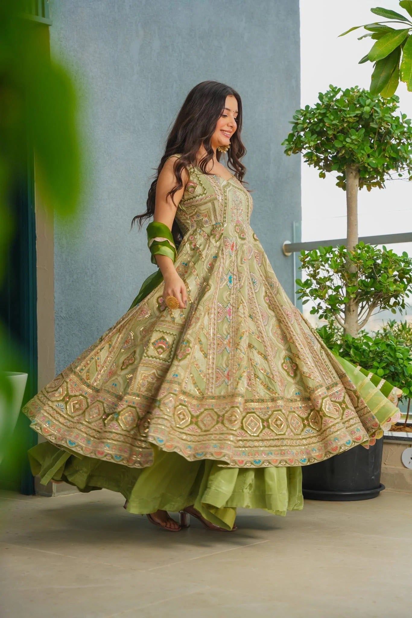 Sitariya Zari Heavy Embroidered Suit Set