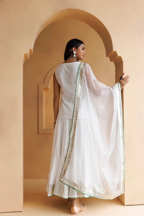 White Cotton Skirt Set With Hand Embroidery & Organza Dupatta