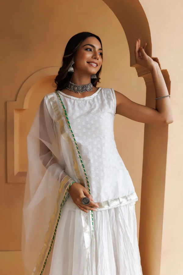 White Cotton Skirt Set With Hand Embroidery & Organza Dupatta