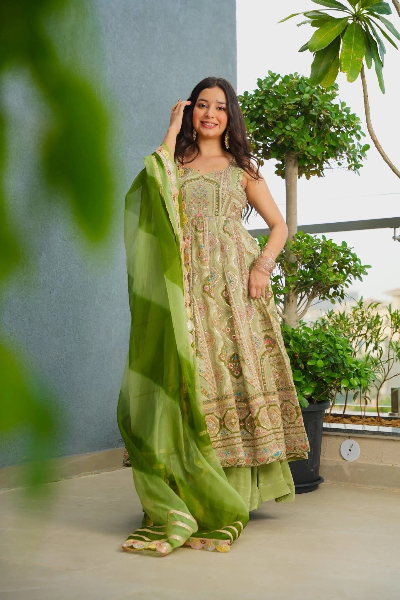 Sitariya Zari Heavy Embroidered Suit Set