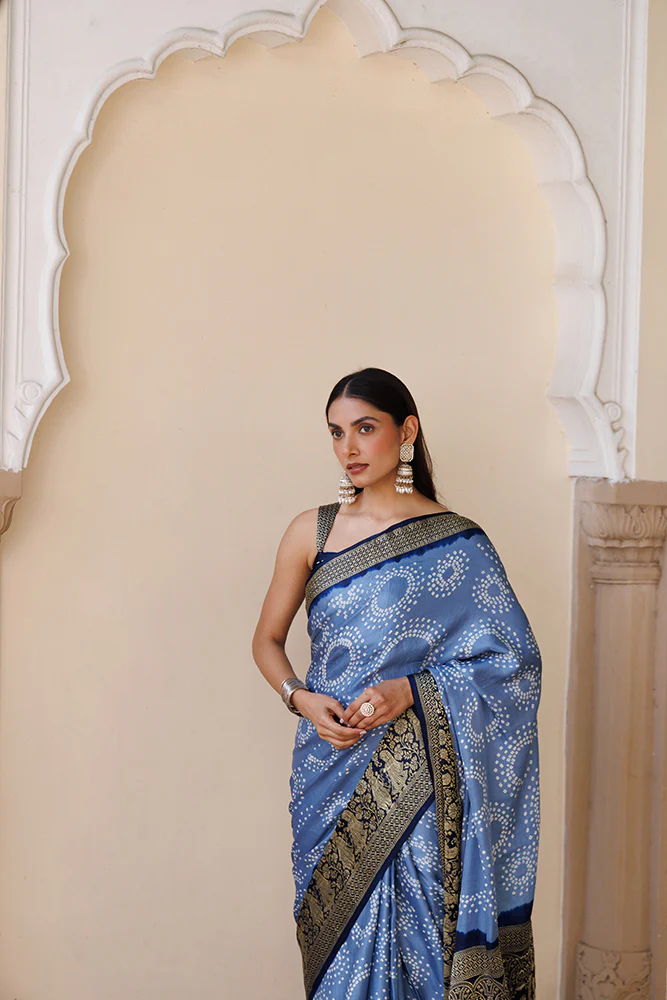 Grey Gajji Silk Bandhani Saree With Zari Border & Pallu