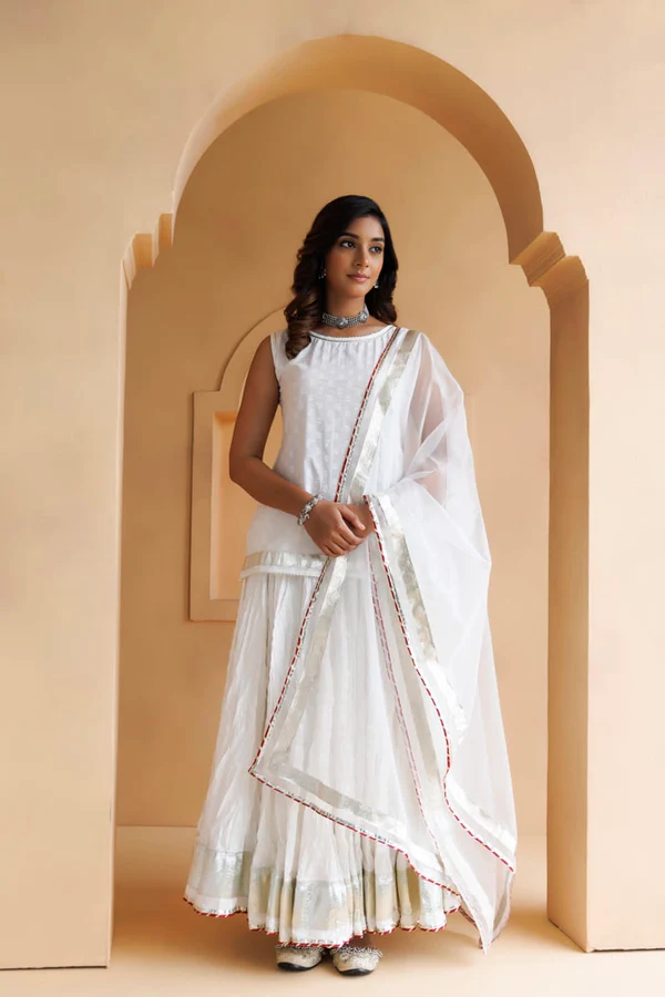 White Cotton Skirt Set With Hand Embroidery & Organza Dupatta