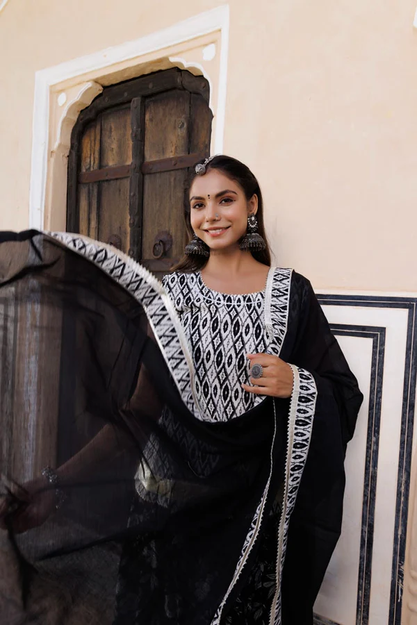 Handcrafted Black-White Block Printed Cotton Skirt Set