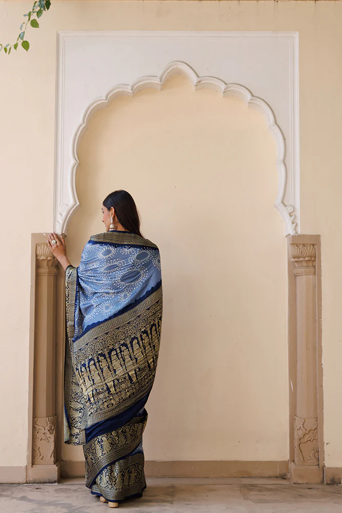 Grey Gajji Silk Bandhani Saree With Zari Border & Pallu