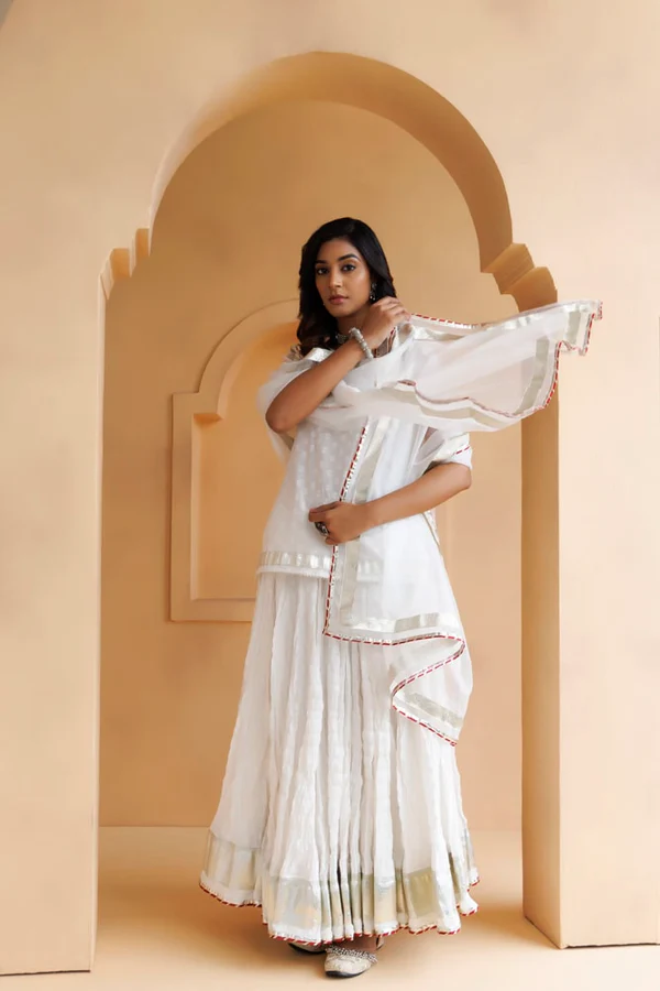 White Cotton Skirt Set With Hand Embroidery & Organza Dupatta