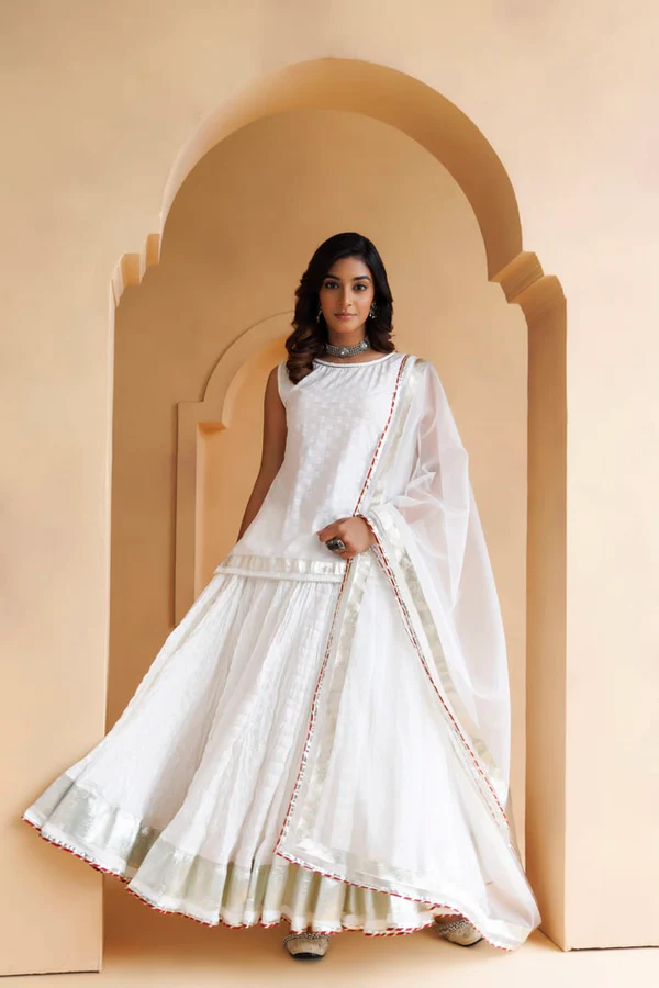 White Cotton Skirt Set With Hand Embroidery & Organza Dupatta