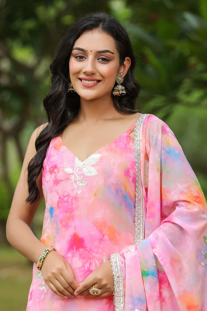 Pink Georgette Floral Embroidered Kurta Pant Set of 3