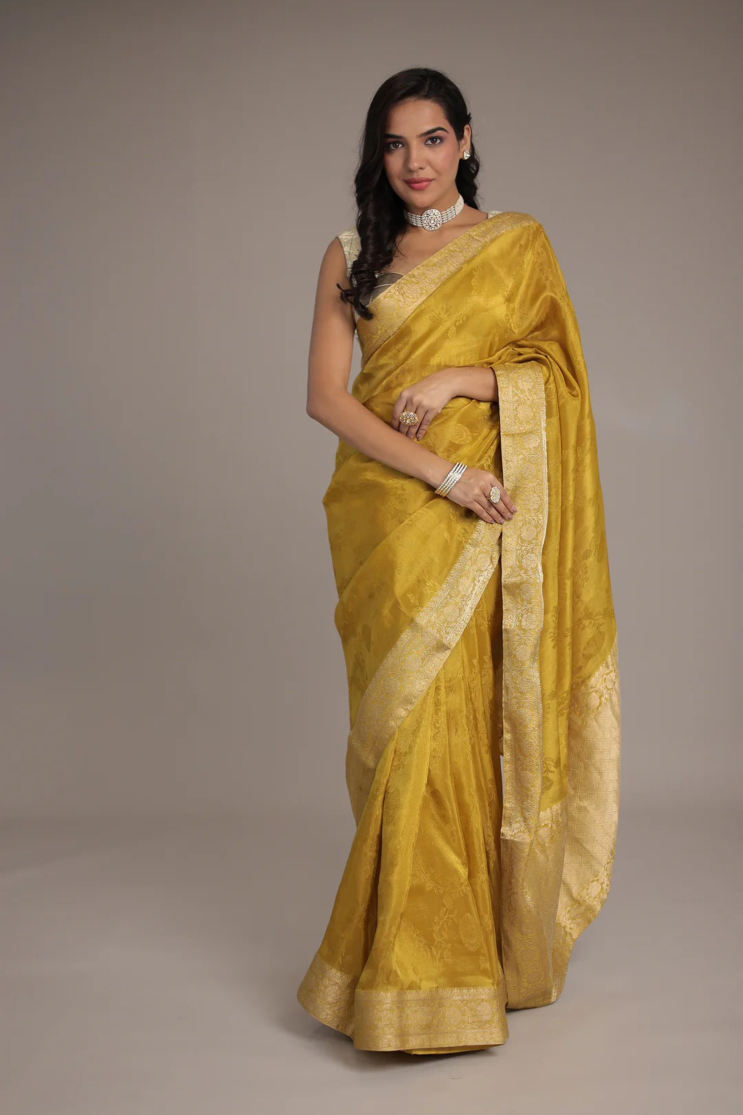 Luxurious Shimmer Tissue Saree with Traditional Handwoven Touch