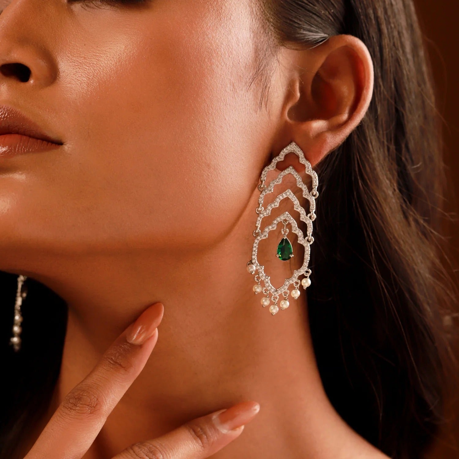 Shahi Dwar Leher Silver Dangler Earrings