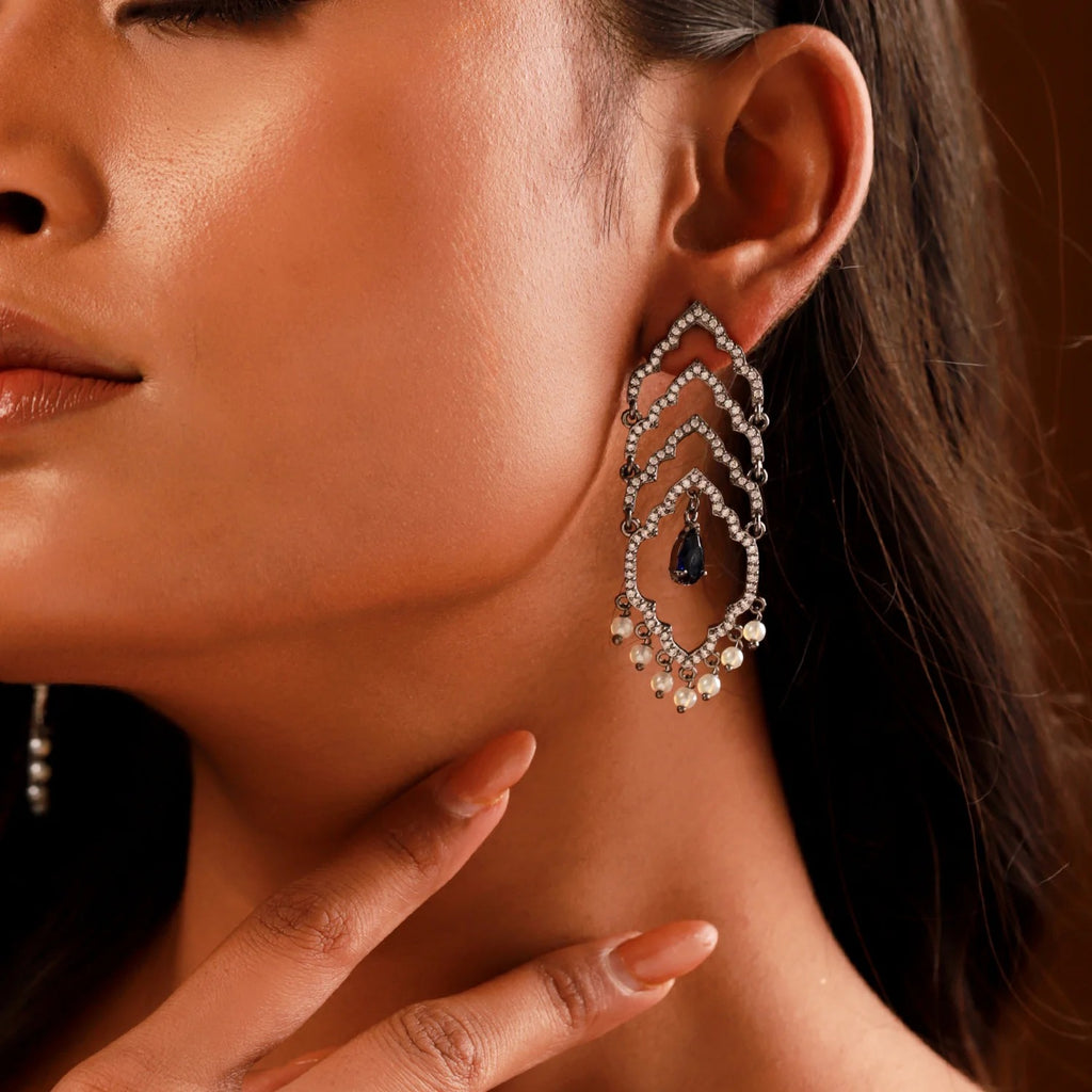 Shahi Dwar Leher Black Dangler Earrings