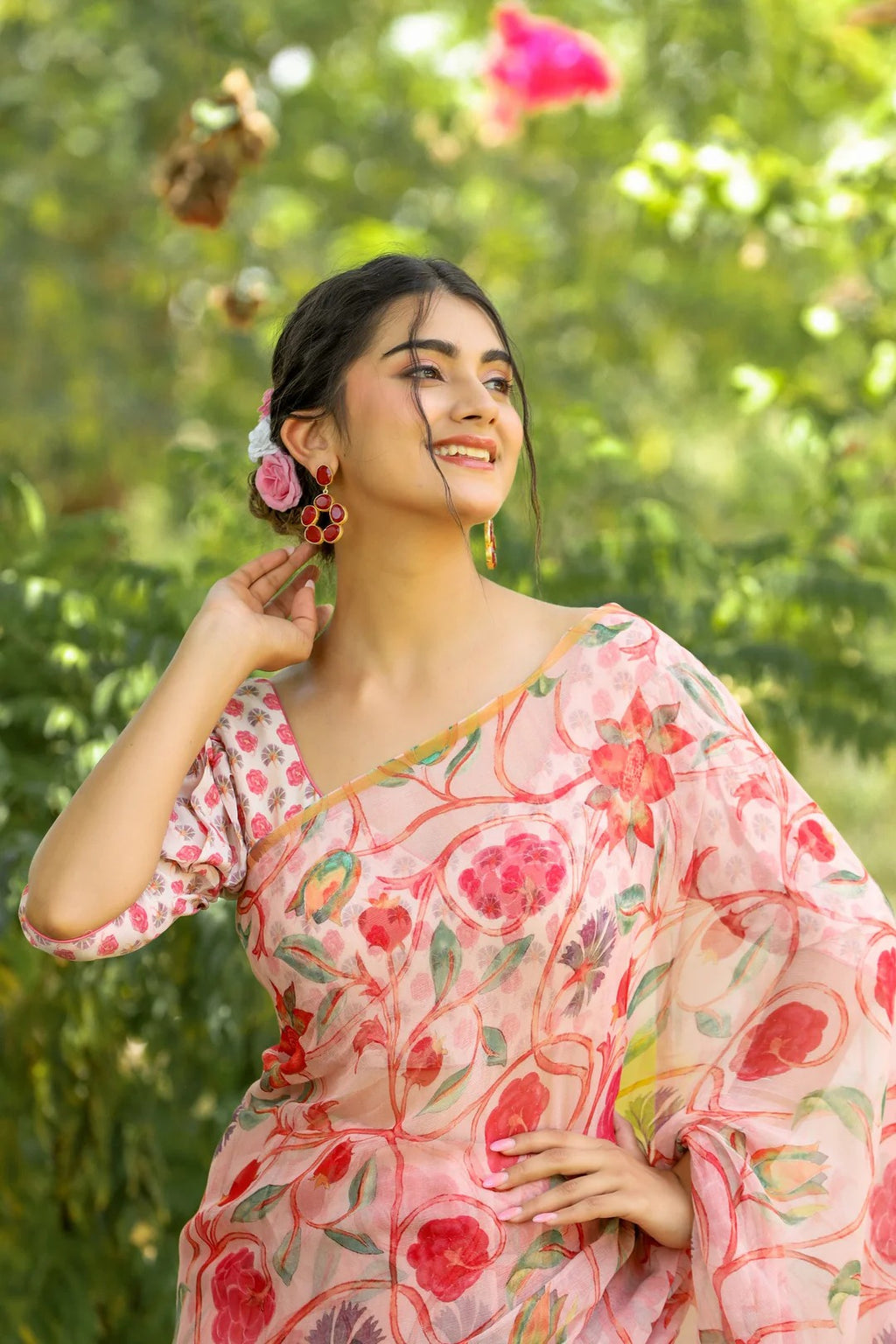 Digital Floral Printed Chiffon Saree