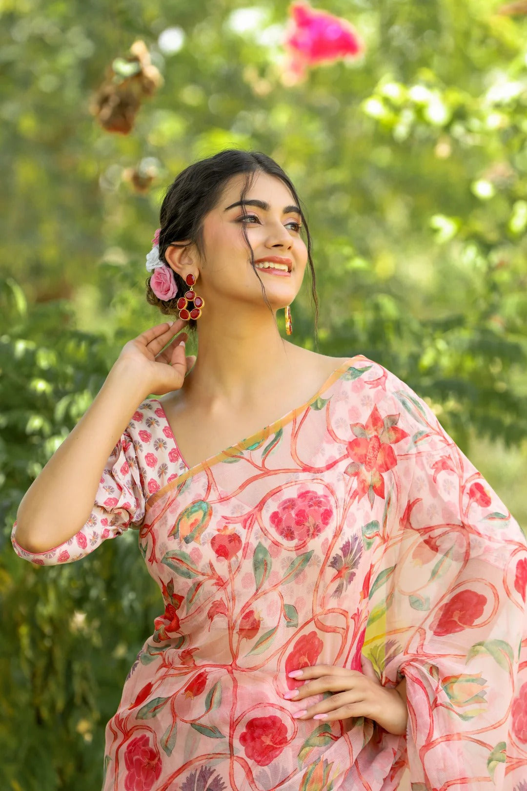 Digital Floral Printed Chiffon Saree