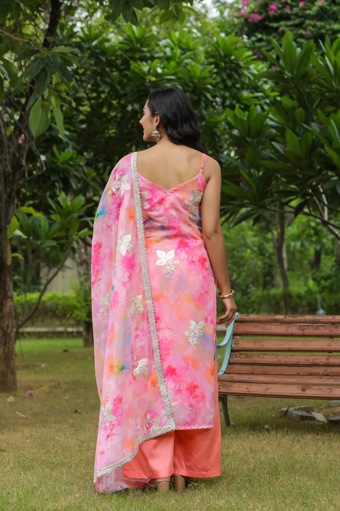 Pink Georgette Floral Embroidered Kurta Pant Set of 3