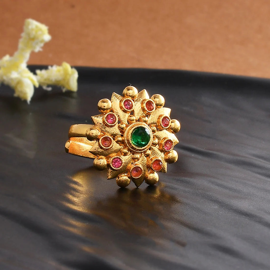Elegant Abharan Green Stone Floral Cocktail Ring