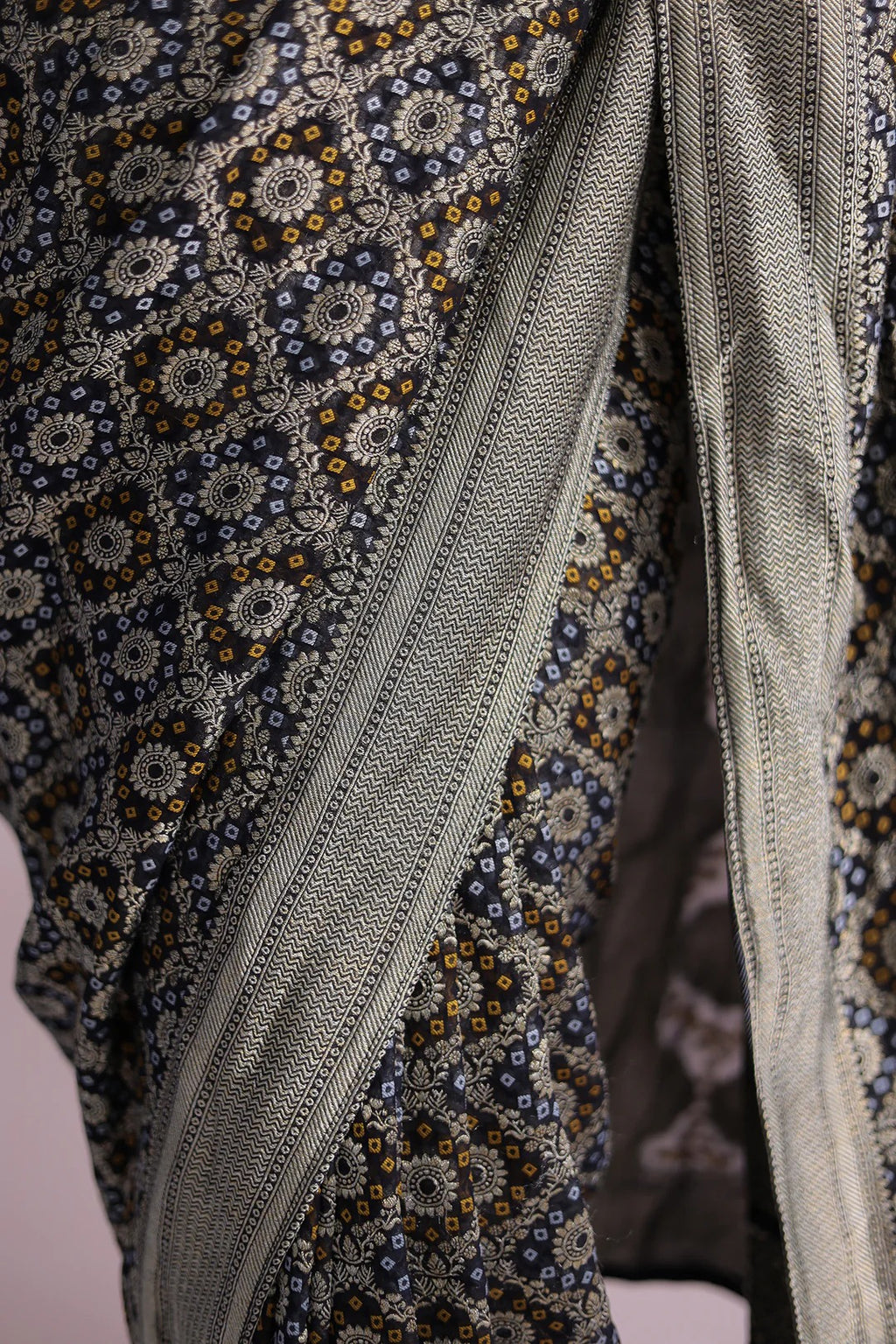 Black Power loom Bandhej Look Saree