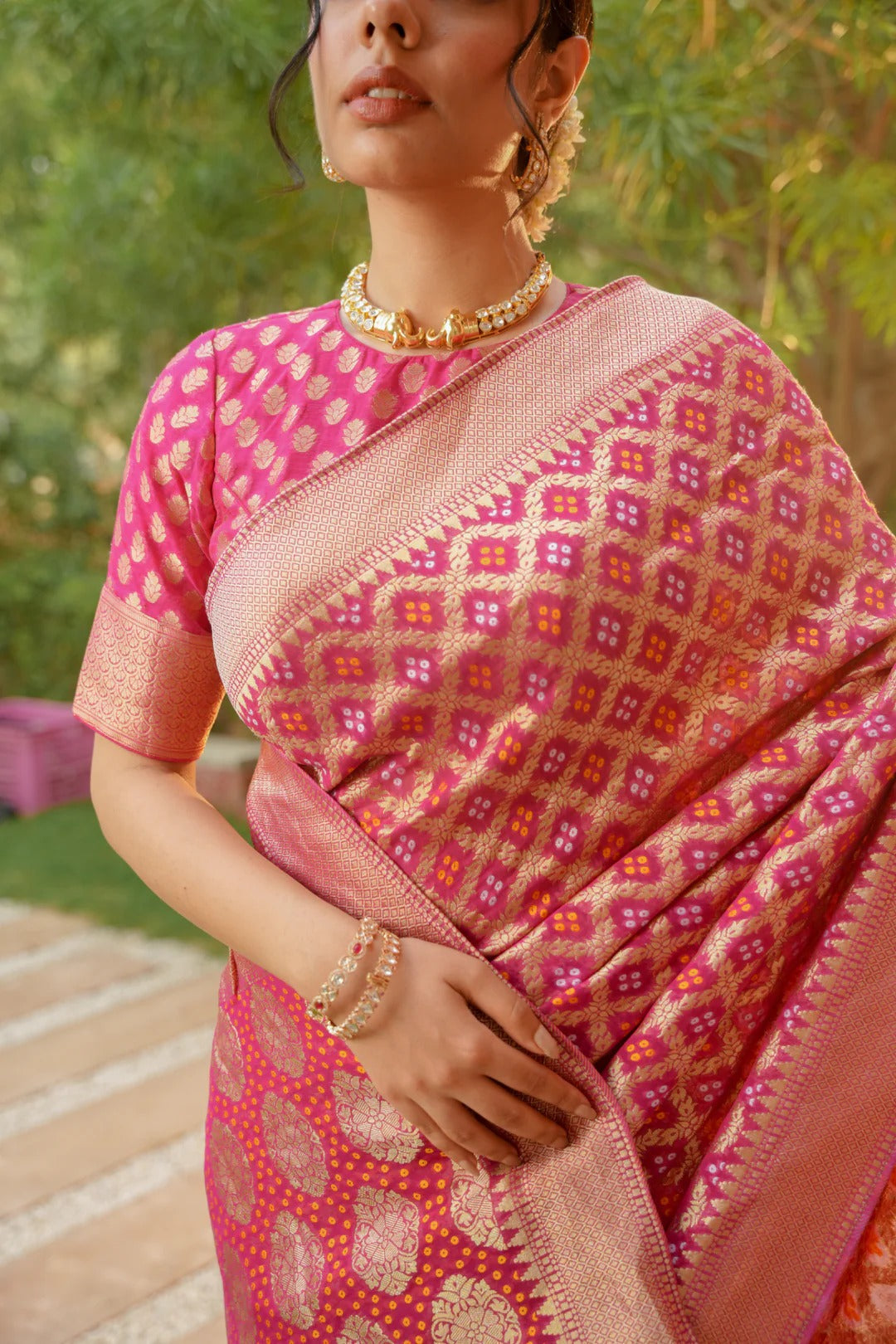 Power loom Bandhej Look Saree