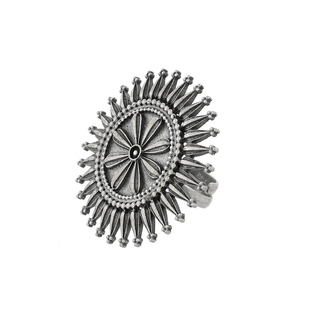 Nrityotsava Ishana Statement Ring