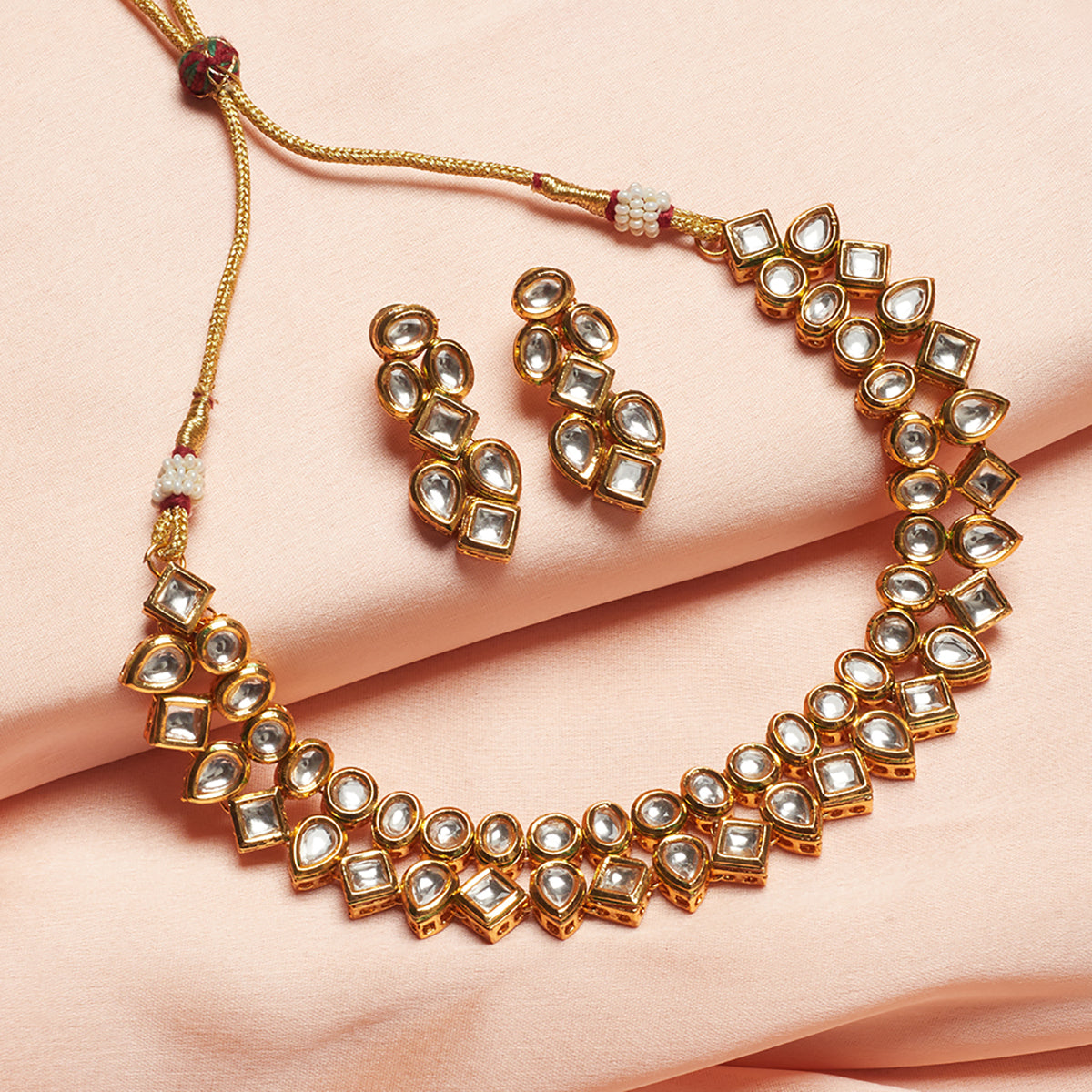 Traditional Kundan Necklace Set