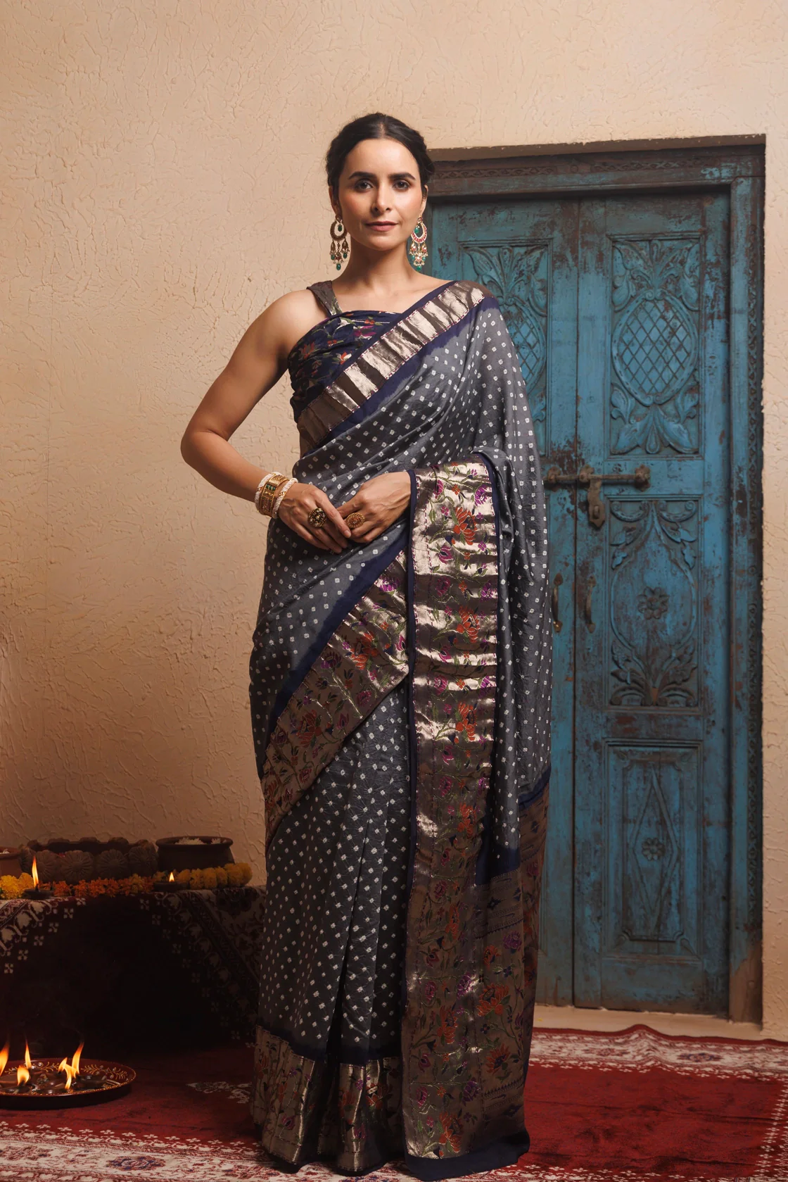 Grey-Bluezari Woven Bandhani Pure Silk Saree